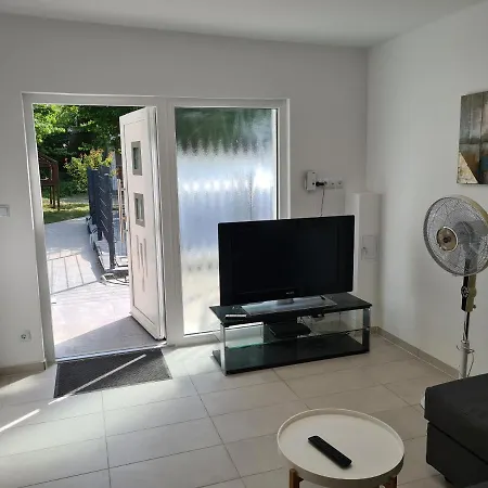 Fafa With Pool Apartment Essen