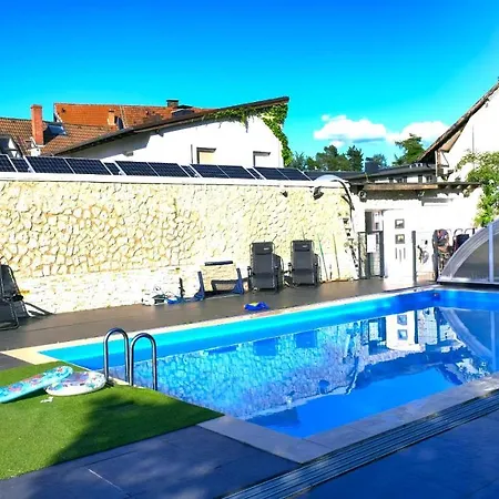 Fafa With Pool Apartment