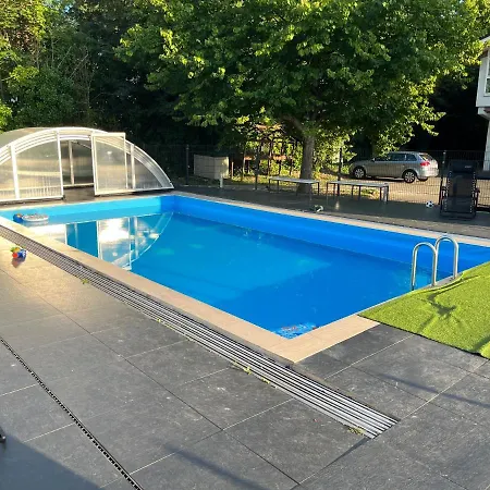 Fafa With Pool Apartamento