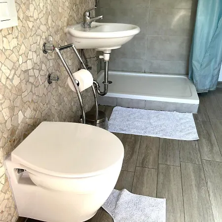 Fafa With Pool Apartamento Essen