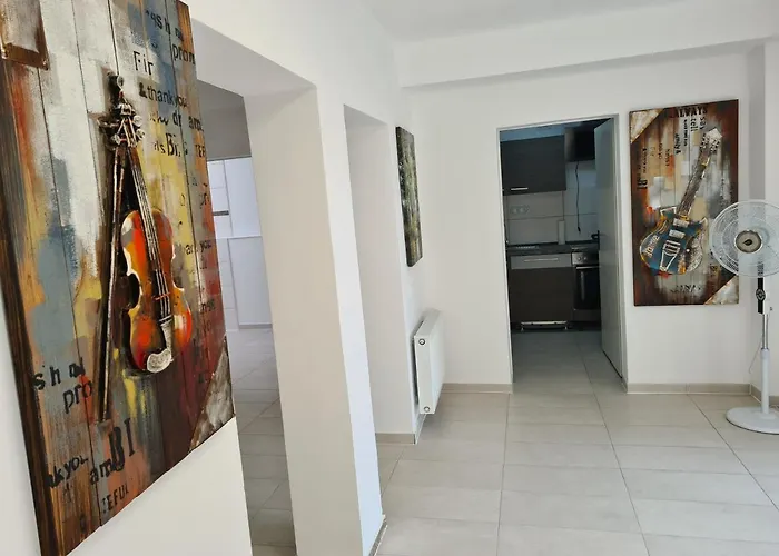 Apartment Fafa With Pool