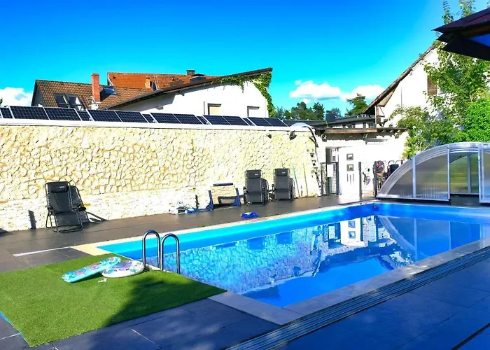 Fafa With Pool Apartmán